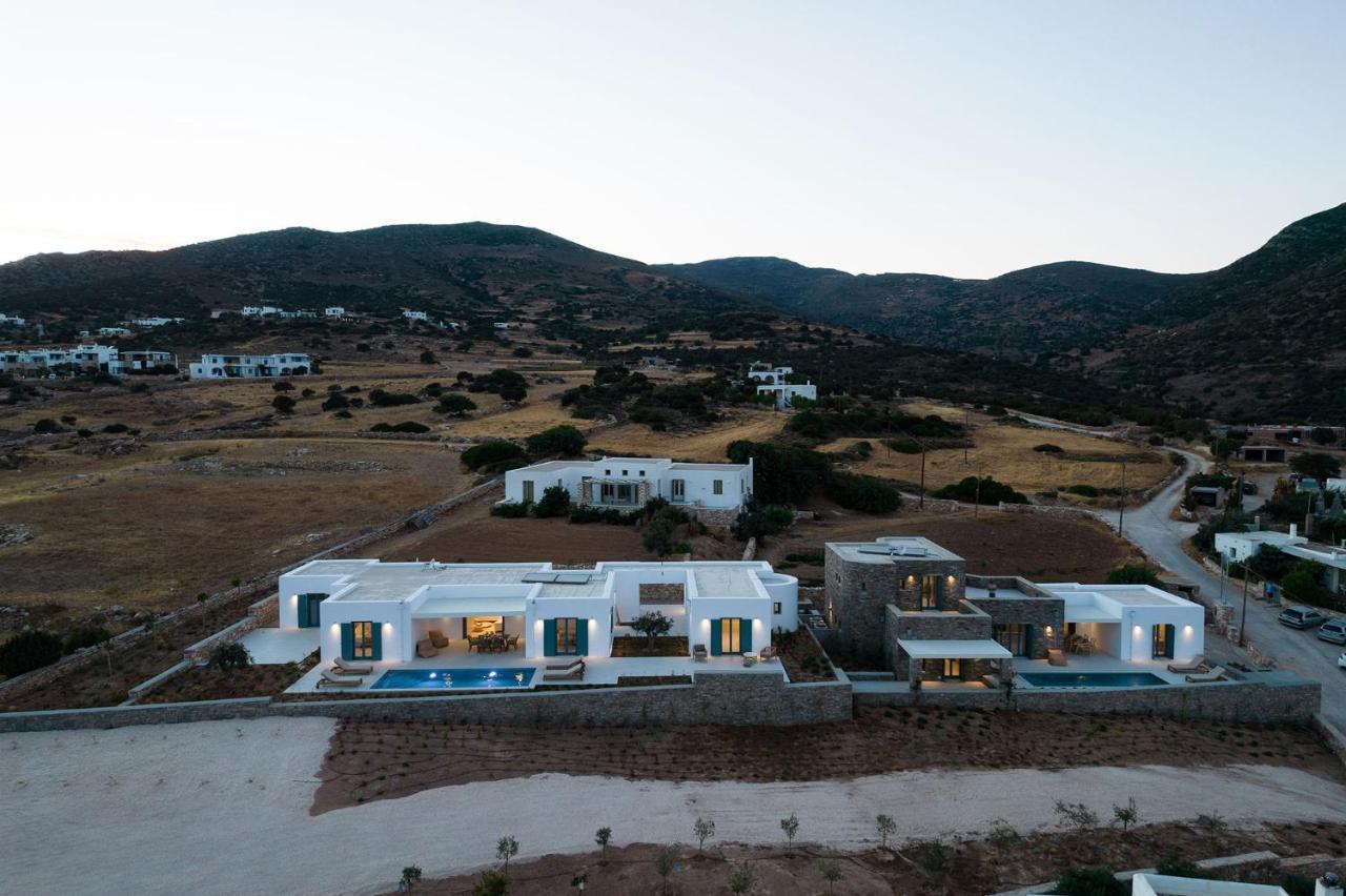 Villa Complex White And Rocks Páros Extérieur photo