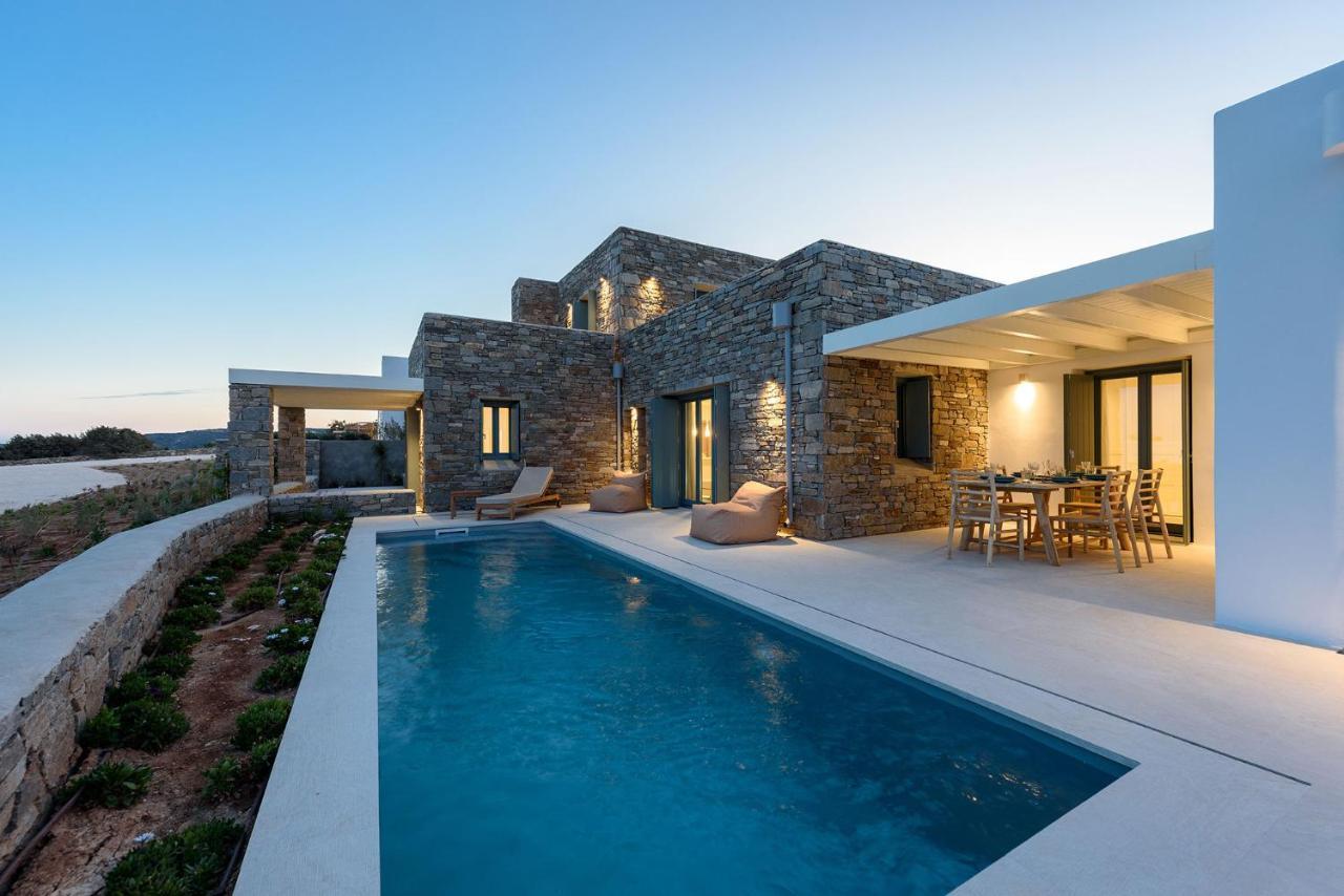 Villa Complex White And Rocks Páros Extérieur photo