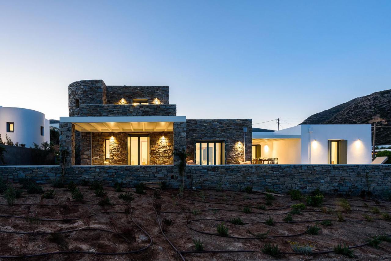Villa Complex White And Rocks Páros Extérieur photo